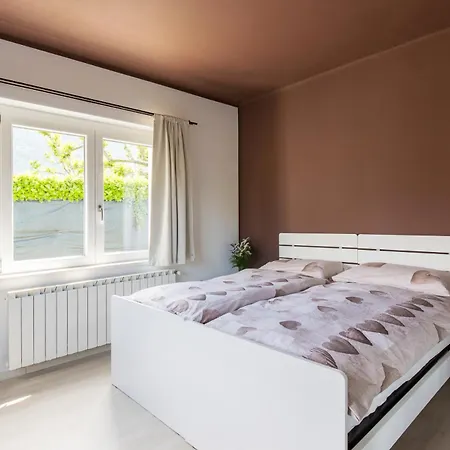 Indigo Blue * カンノビオ